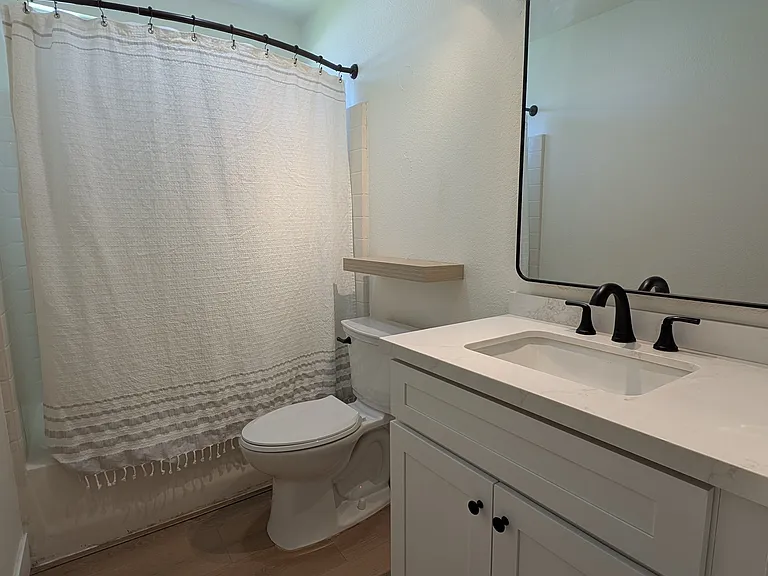 3850 Millbrae Ter — Photo 12