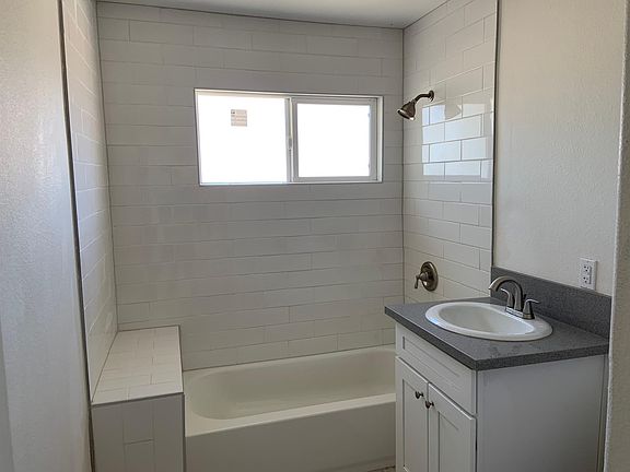 5th image of 13949 Quinta Way