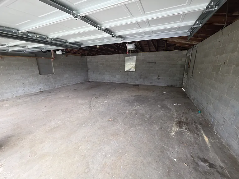 5820 E 40th St — Photo 23