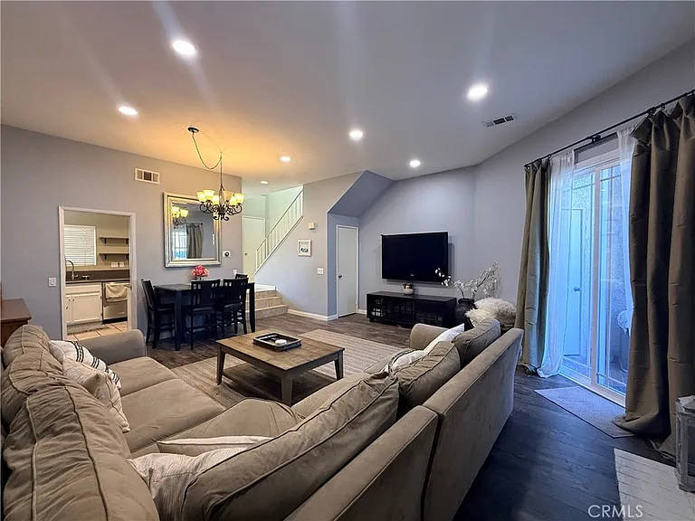 24337 Val Verde Ct — Photo 3