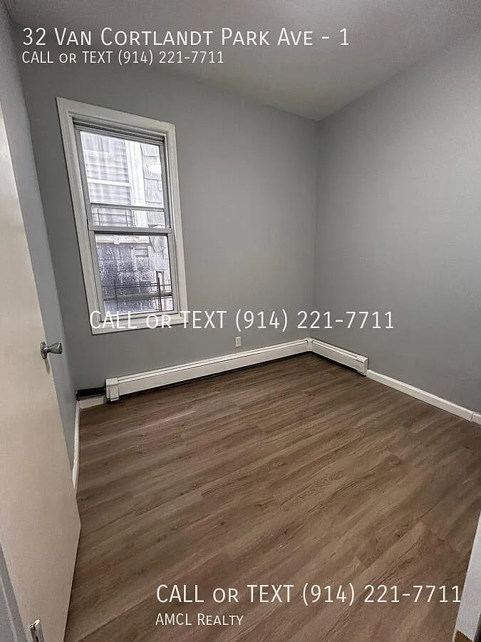 Photo 1 of 9 - 32 Van Cortlandt Park Ave #1 - Yonkers, NY Primary Photo - 32 Van Cortlandt Park Ave #1