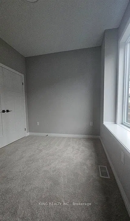5 bed, $3,300 — Photo 3