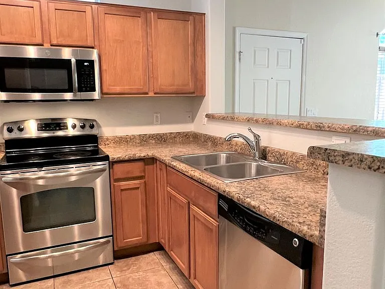 2150 W Alameda Rd #1045 — Photo 13