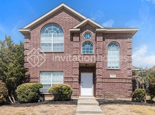1312 W Branch Hollow Dr, Carrollton, TX 75007