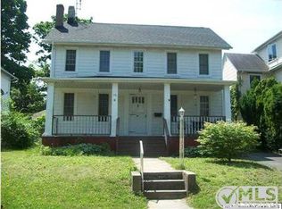 98 Elizabeth St, Keyport, NJ 07735