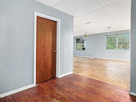 5th image of 2261 Killian Rd