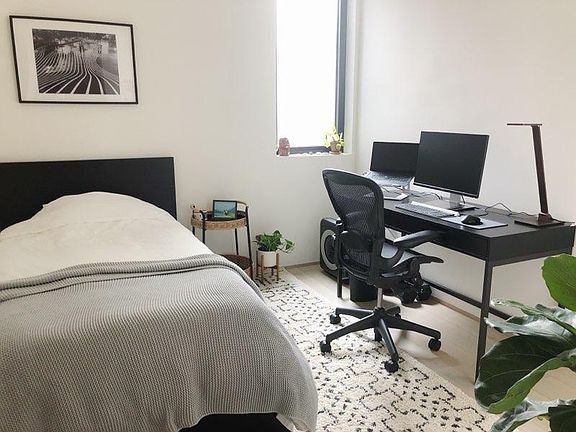 5th image of 241 10th St Unit 503