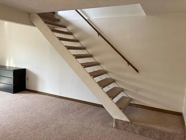 2372 S Henderson St — Photo 8