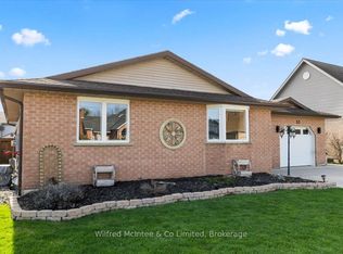 32 W River Rd, Huron Kinloss, ON N0G2R0