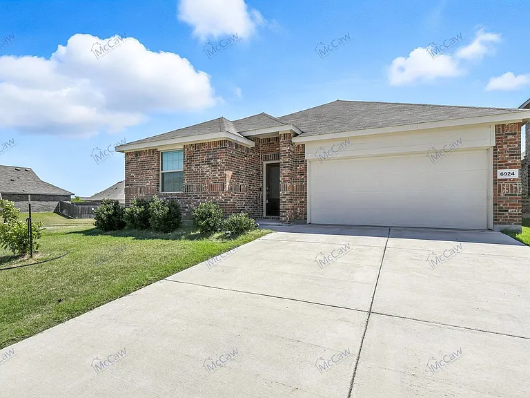 6924 Waterloo Ln — Photo 2