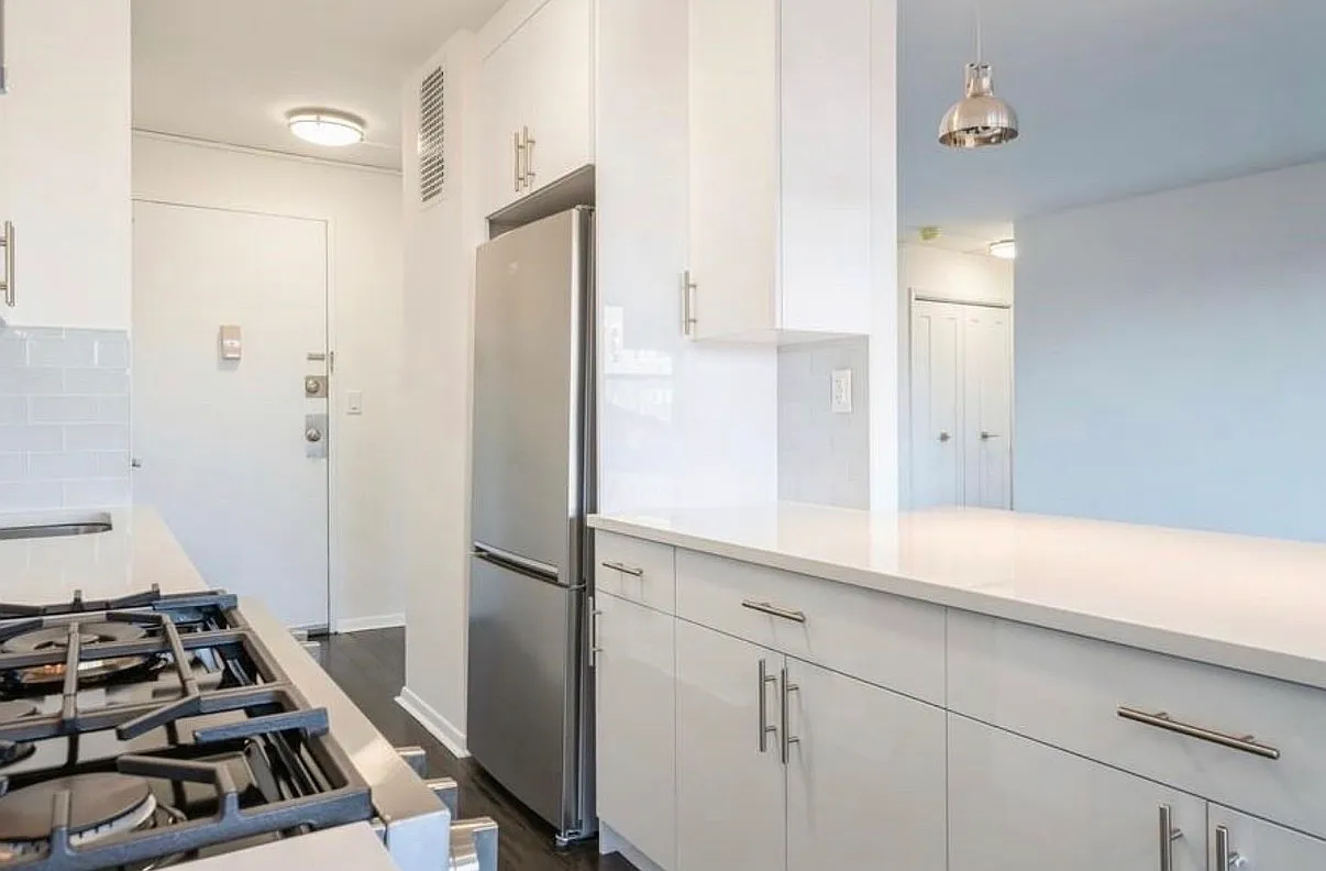1 bed, 866 sqft, $2,750 — Photo 4