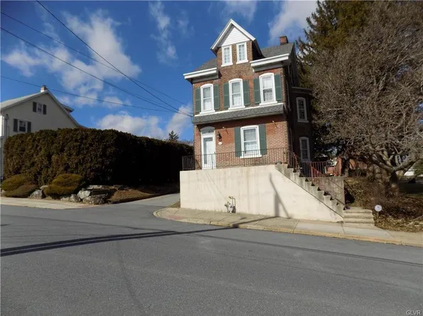 217 Chestnut St, Whitehall, PA 18052