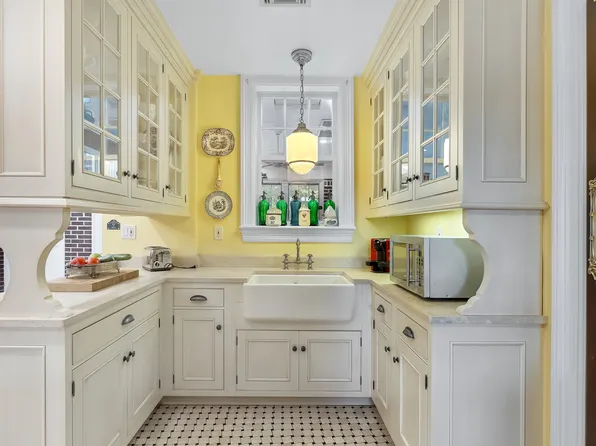 127 Beverly Road image 30 of 57