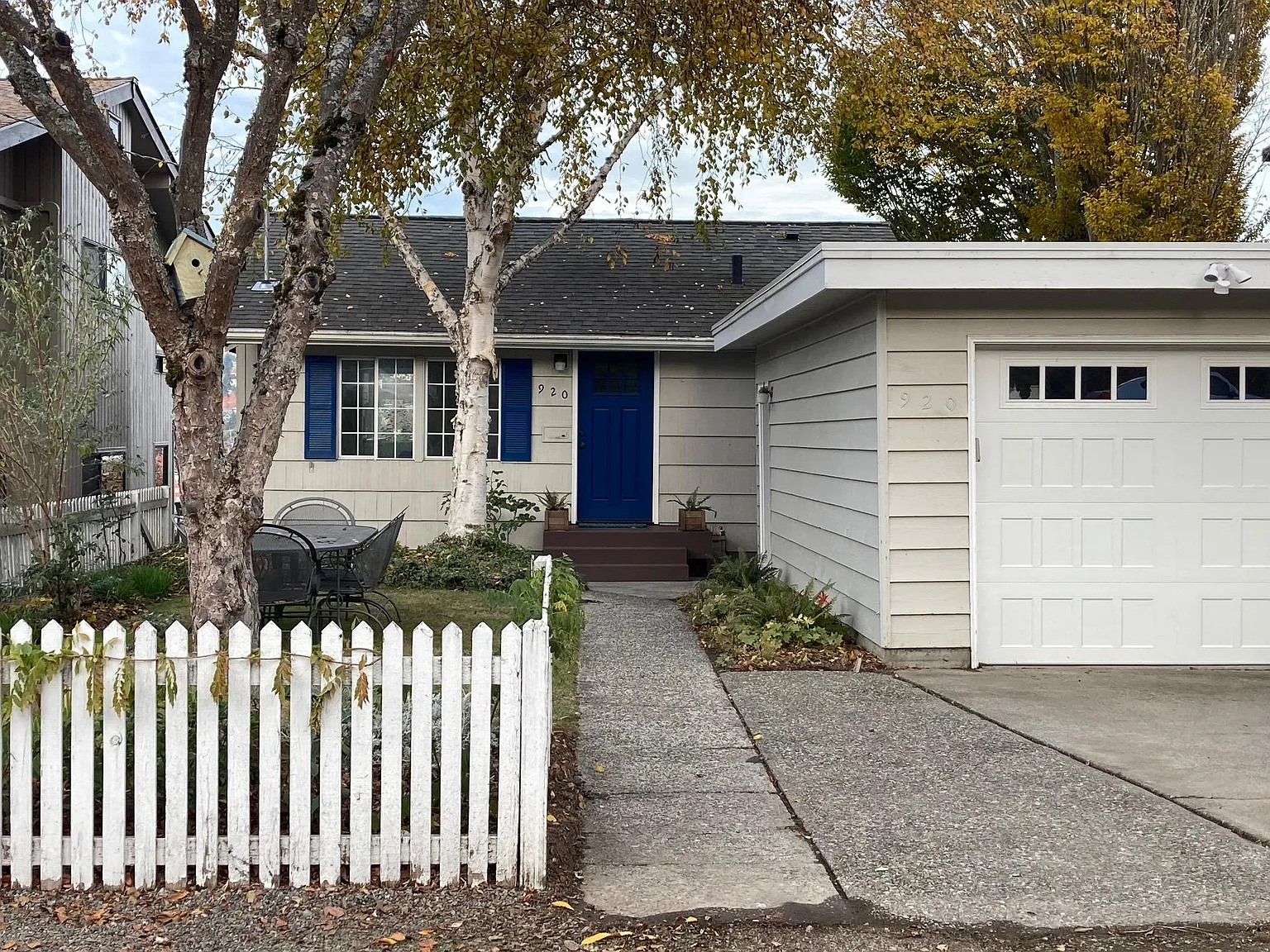 920 W Emerson St — Photo 1