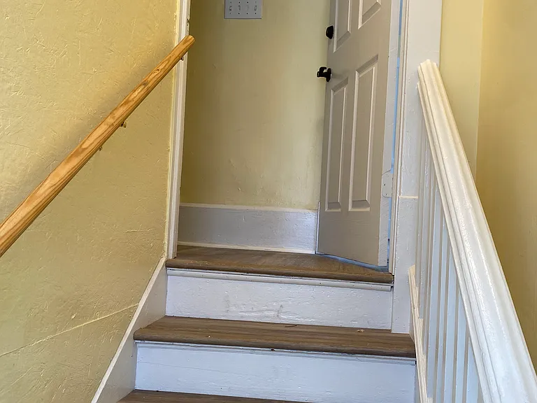 1623 Ridge Ave #B — Photo 4
