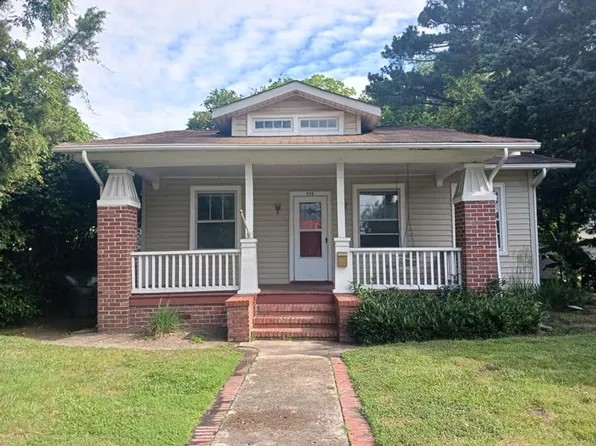 305 Old Point Ave, Hampton, VA 23669