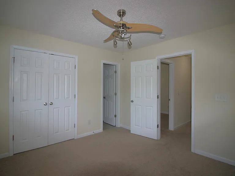 Third bedroom facing the door