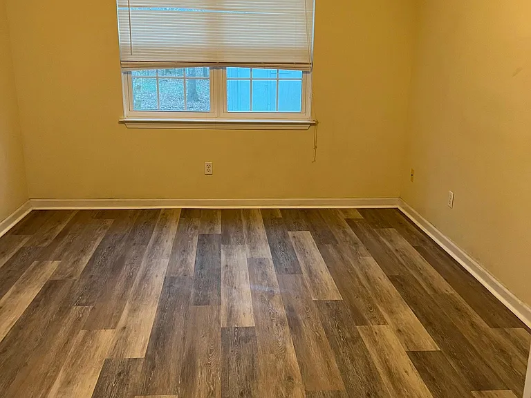 301 Fox Tail Dr — Photo 14