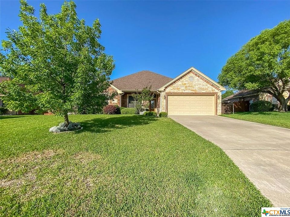 1st image of 206 Black Walnut Ct