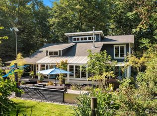 23130 50th Pl SW, Vashon, WA 98070