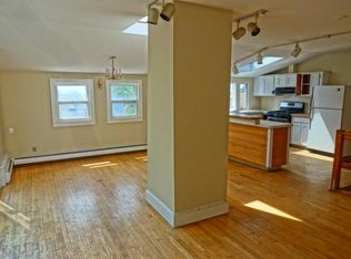 37 Young St #3, Newport, RI 02840