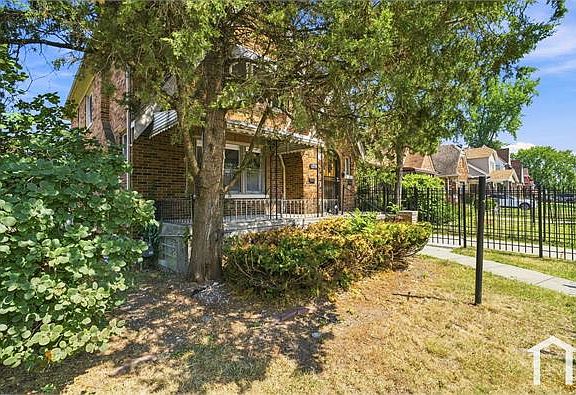 5th image of 5274 Somerset Ave