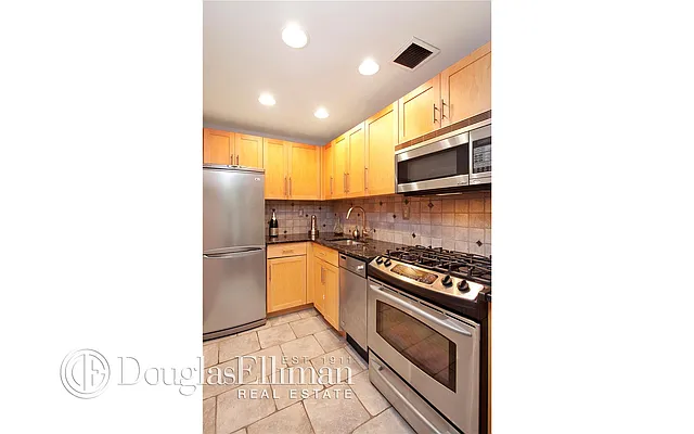 Sold by Douglas Elliman | media 4