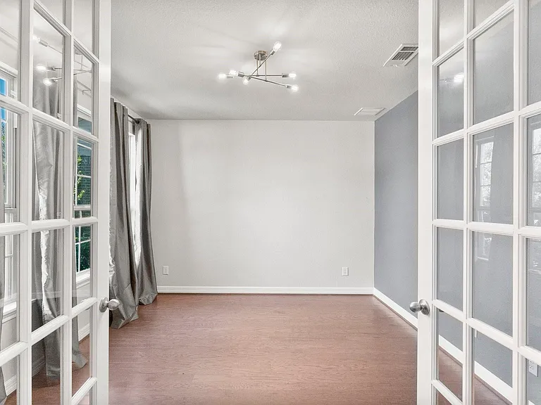 2840 Jehlon Ln — Photo 5