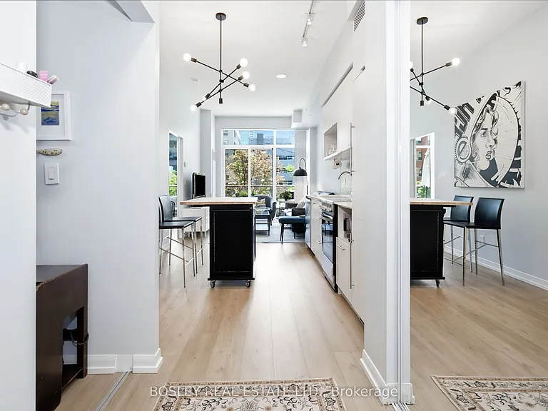435 Richmond St W #205 — Photo 2