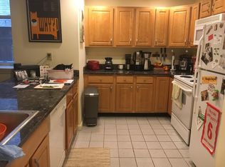 24 Queensberry St #2D, Boston, MA 02215