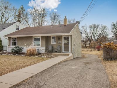 640 Iowa Ave W, Saint Paul, MN, 55117