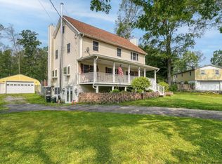 369 Awosting Rd, Pine Bush, NY 12566