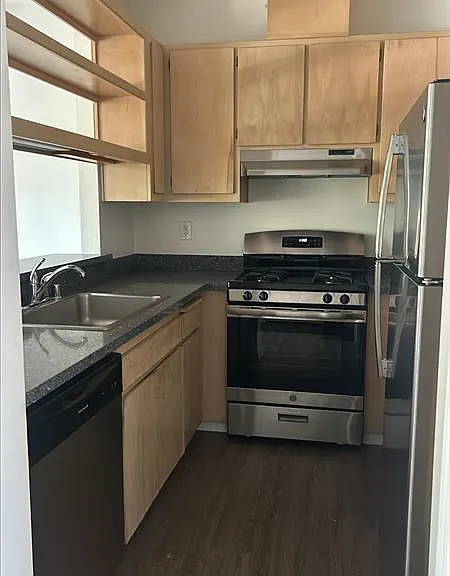 1476 Lincoln Ave — Photo 8