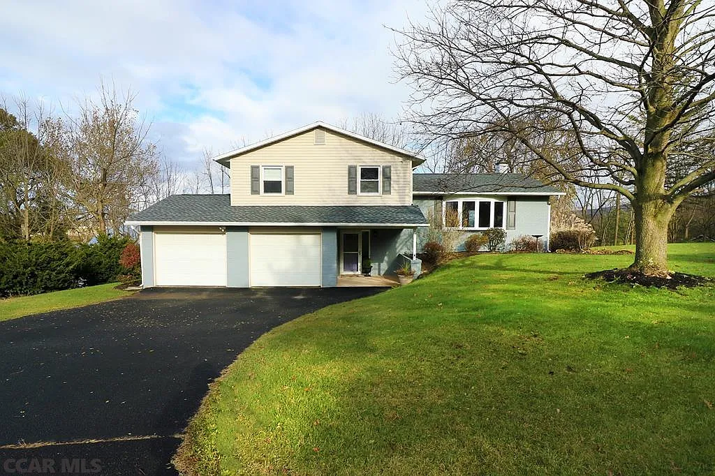 127 Elm Rd photo 1