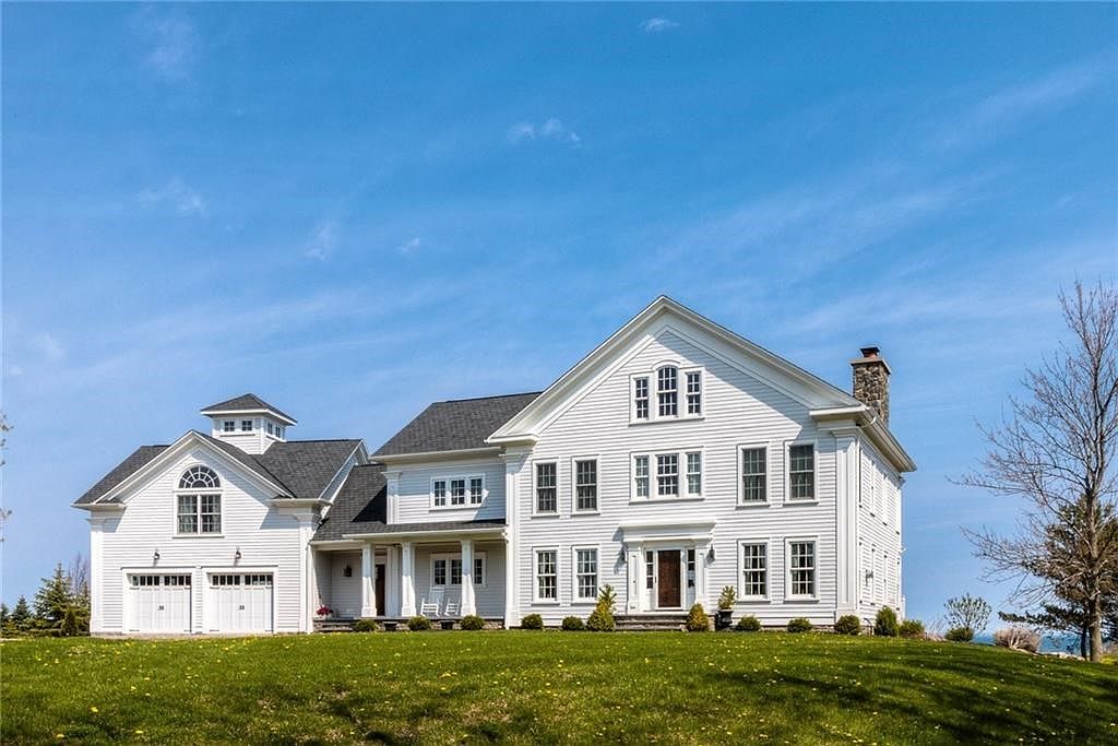 10601 Lakeshore Rd, Lyndonville, NY 14098 Zillow