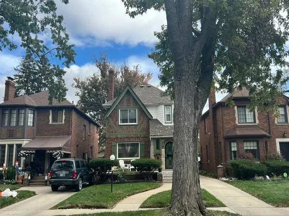 18636 Santa Barbara Dr, Detroit, MI 48221