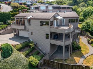 5726 Overlook Ave NE, Tacoma, WA 98422