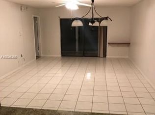 2085 Coral Ridge Dr, Coral Springs, FL 33071