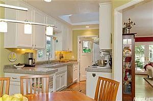 4th image of 2249 51st St