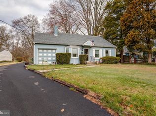 1309 Providence Rd, Secane, PA 19018