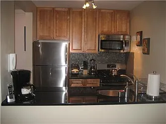 Rented by R New York