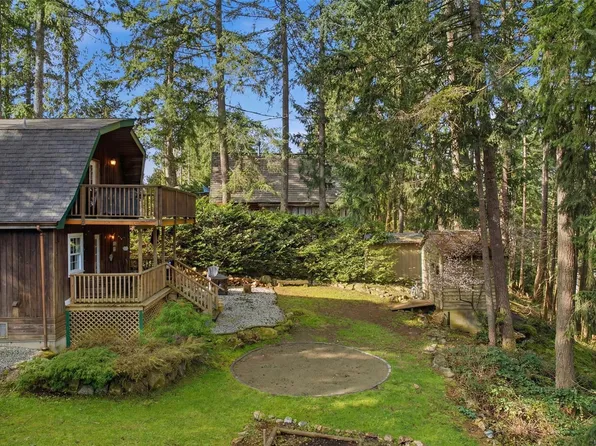 1697 La Gorda Pl, Shawnigan Lake, BC V0R 2W2