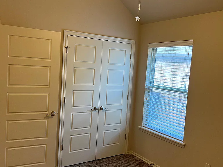 6236 NW 158th Ter — Photo 31