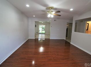 8102 Hana Rd, Edison, NJ 08817