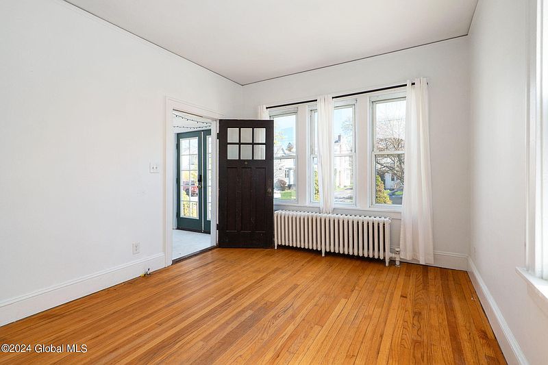 4th image of 64 Van Schoick Avenue