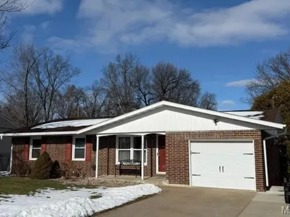 101 Stevens Dr, Hannibal, MO 63401