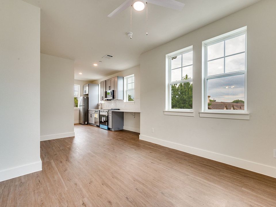 1st image of 5317 Reiger Ave #301