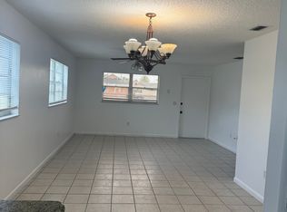 3720 SW 7th Pl, Cape Coral, FL 33914
