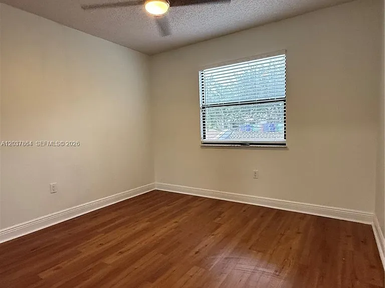 10532 SW 112th Ave — Photo 9