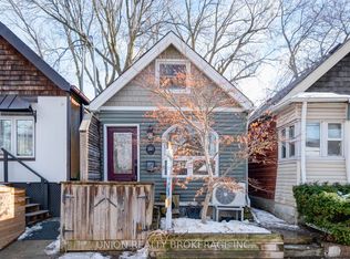 237 Craven Rd, Toronto, ON M4L 2Z5